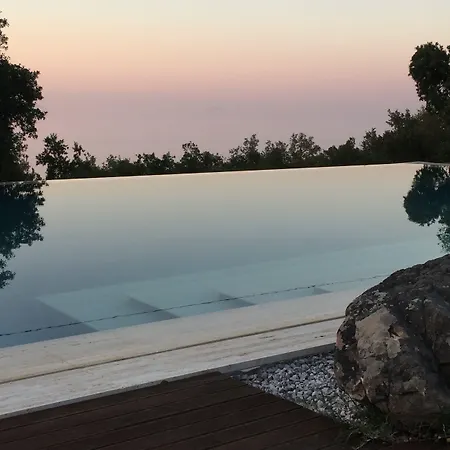 Otel Vallegrande Nature By Geocharme