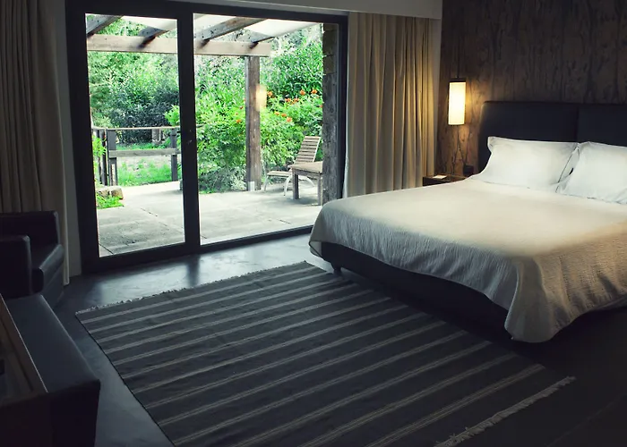 Vallegrande Nature By Geocharme 4* צ'פאלו